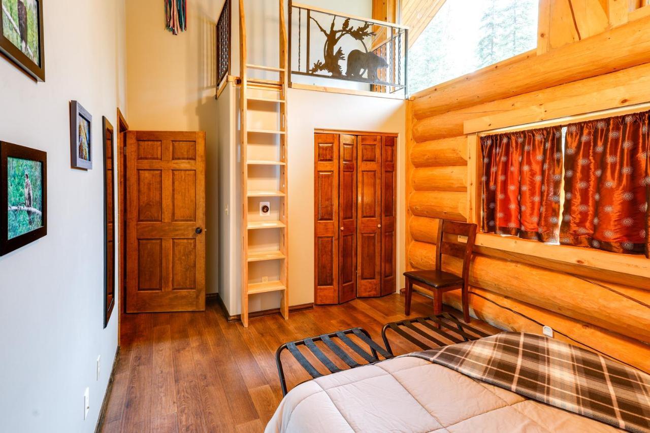 Riverside Log Cabin On-Site Aurora Viewing! North Pole Εξωτερικό φωτογραφία